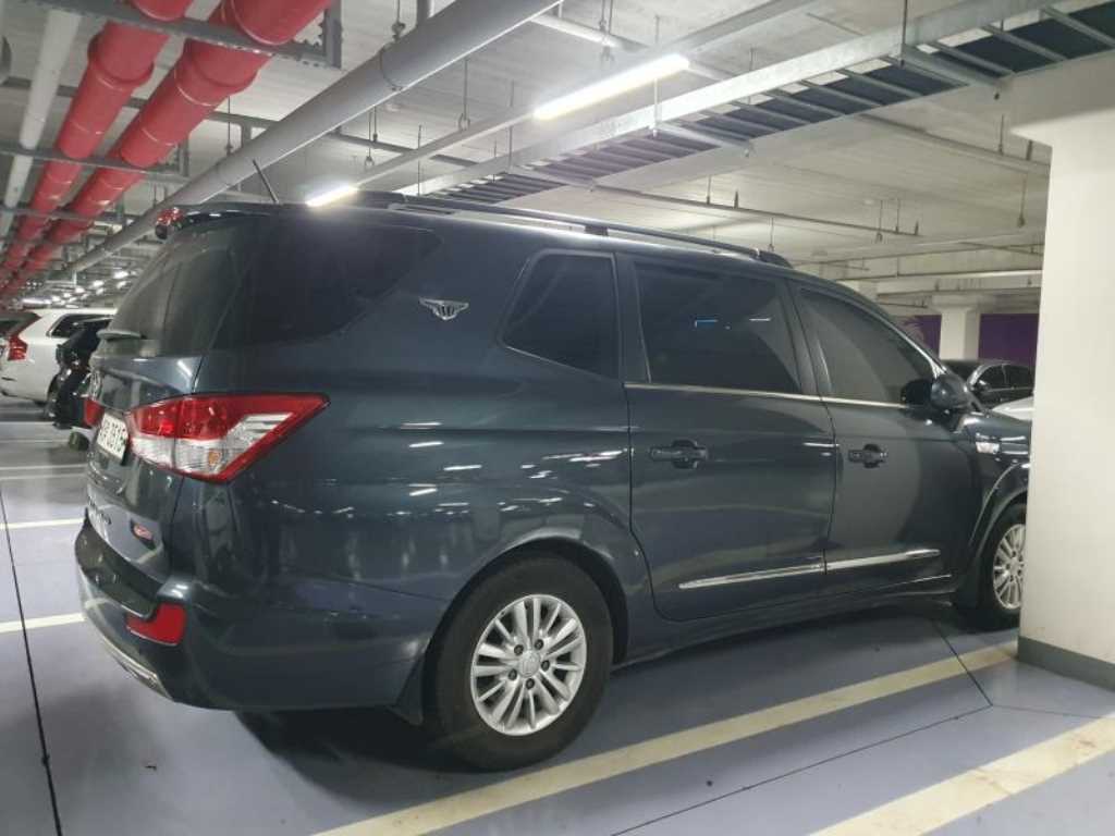 Ssangyong Korando - Vista 4