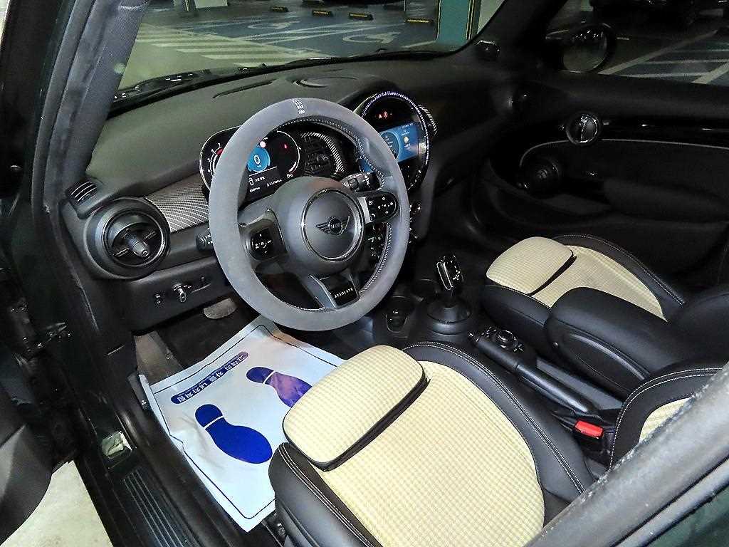 Mini Cooper - Vista 10