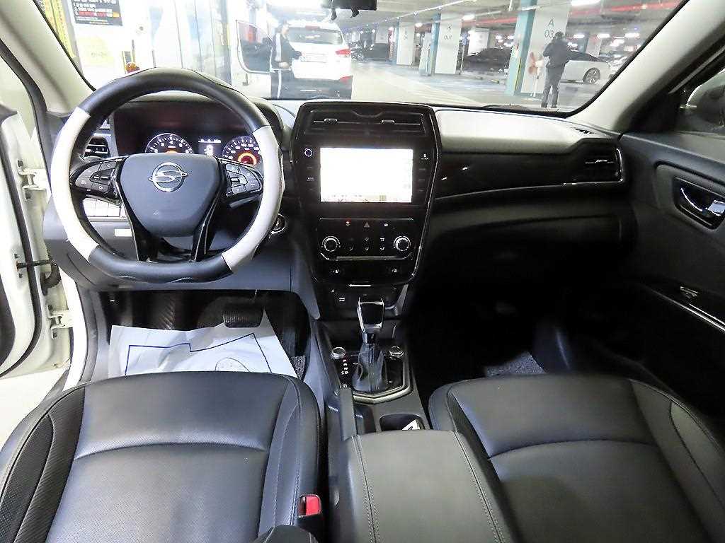 Ssangyong Tivoli - Vista 10