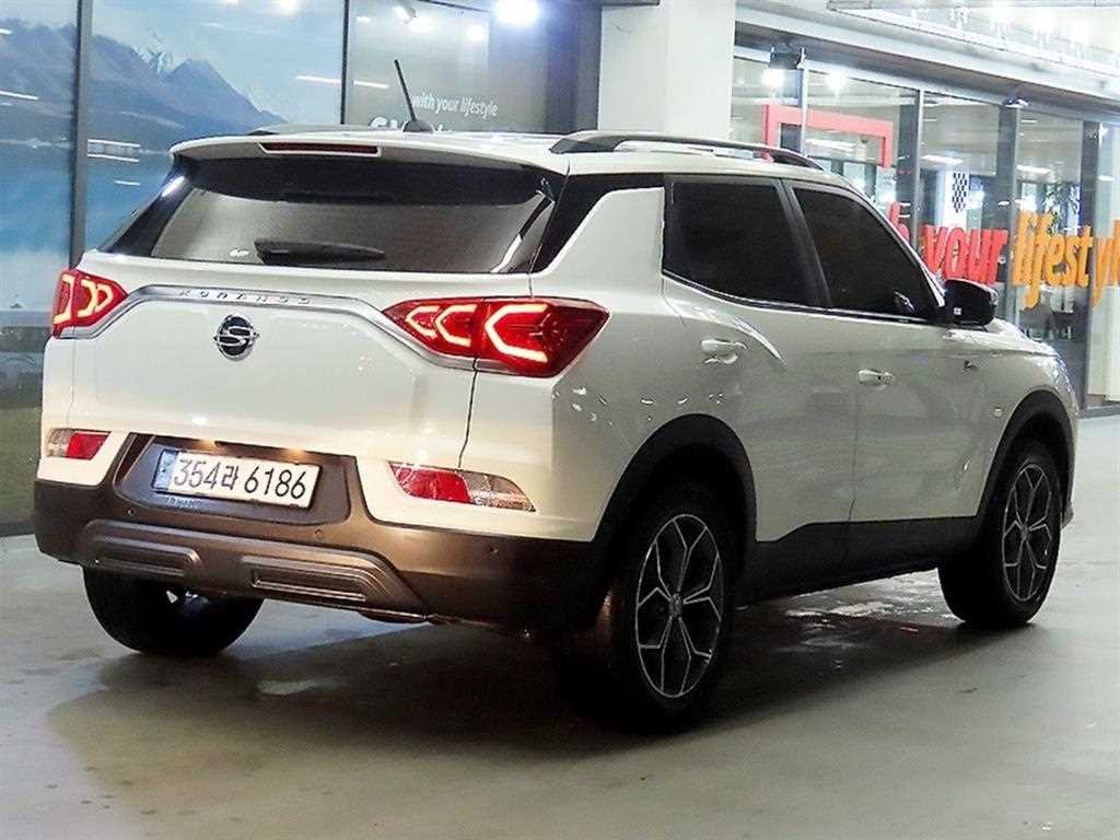 Ssangyong Korando - Vista 4