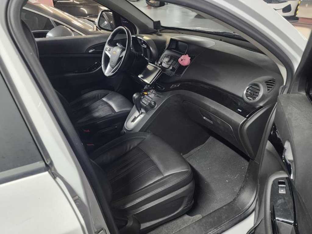 Chevrolet Orlando - Vista 12