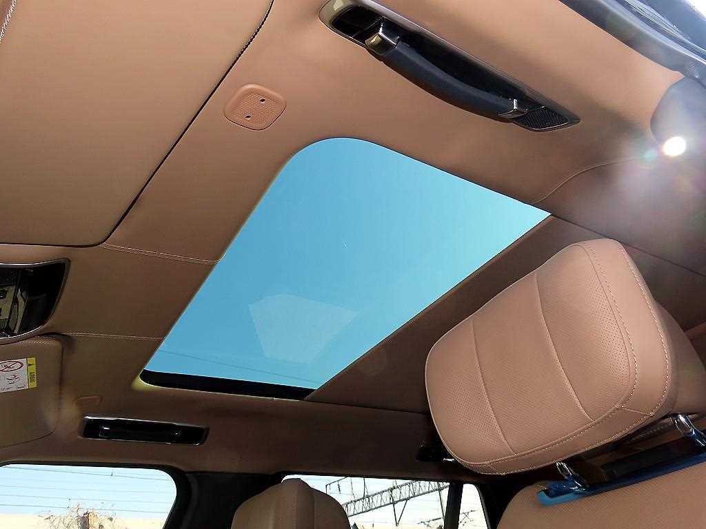 Land Rover Range Rover 2023 Negro - Importación desde Corea - HF Imports Iquique - Foto 15