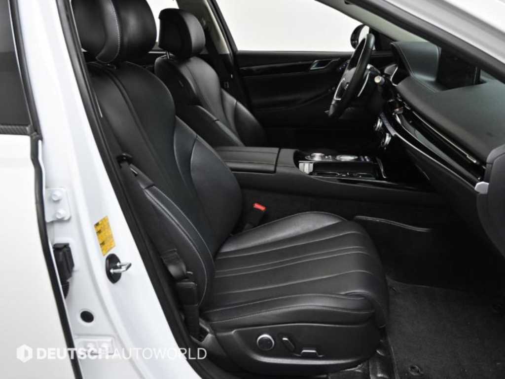 Genesis G80 - Vista 10