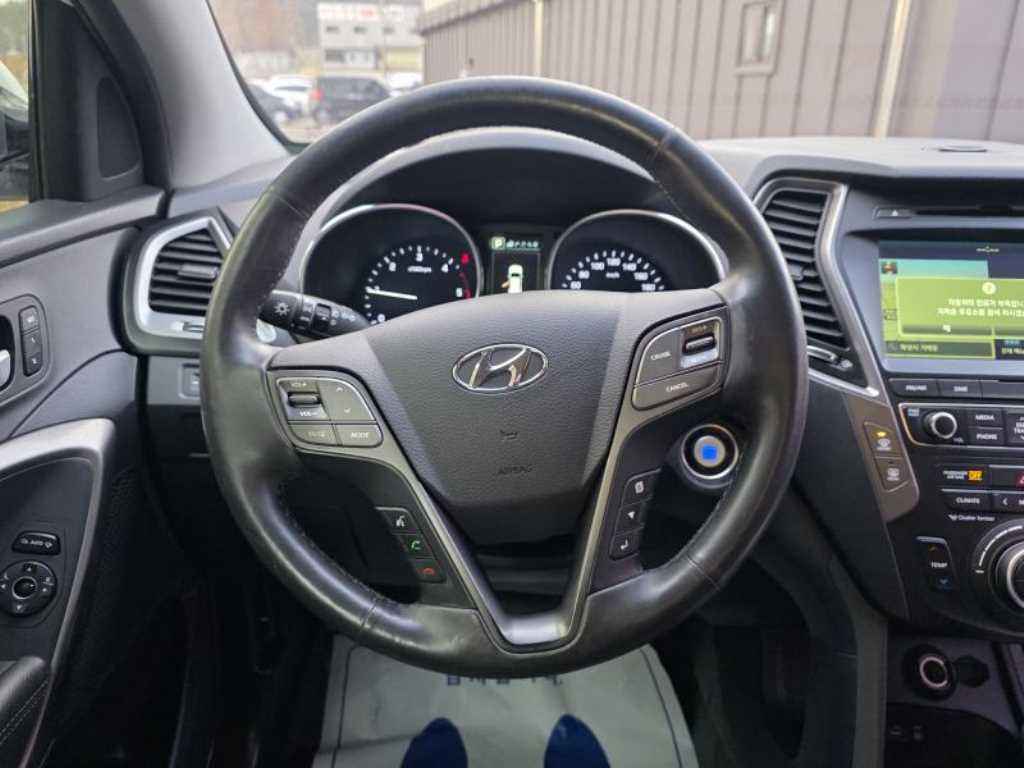 HYUNDAI Santa Fe - Vista 8