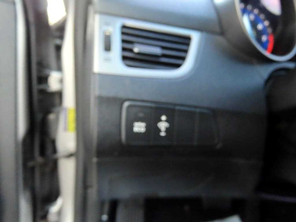 HYUNDAI Avante 2012 Gris - Importación desde Corea - HF Imports Iquique - Foto 13