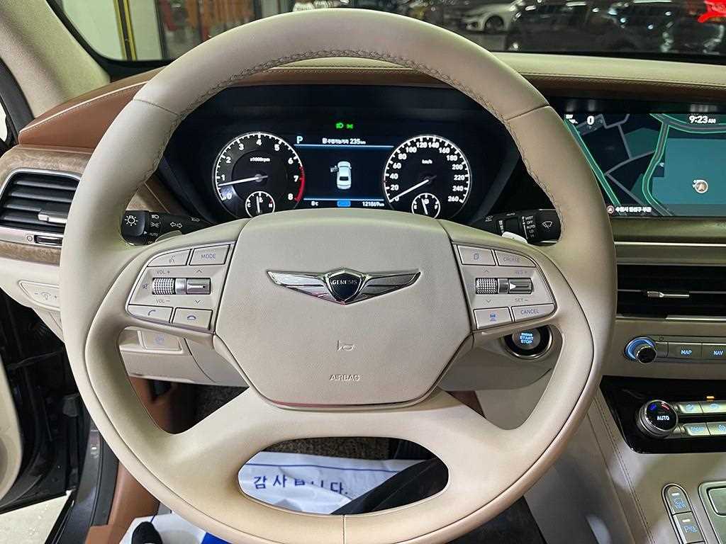 Genesis G90 - Vista 8