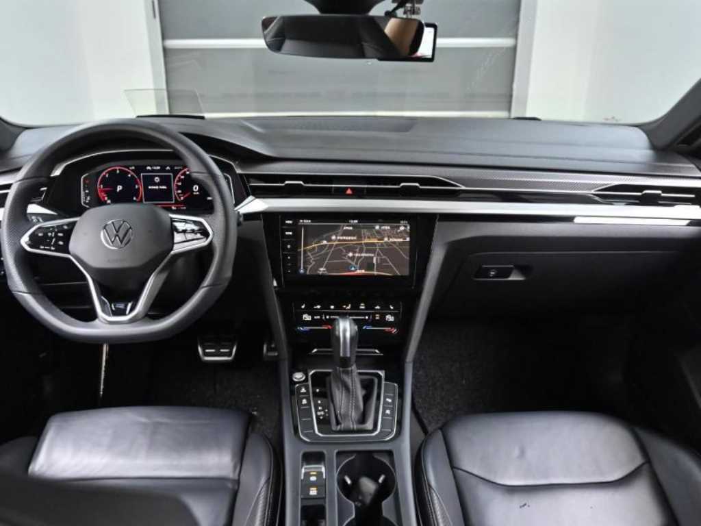 Volkswagen Arteon - Vista 7
