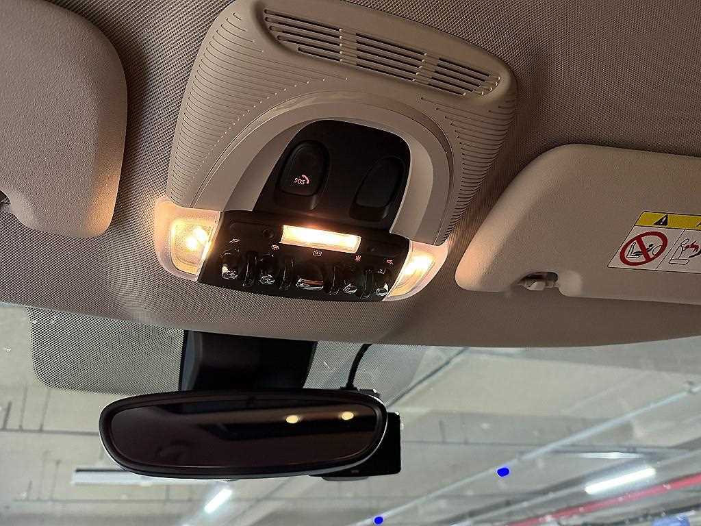 Mini Countryman 2024 Verde - Importación desde Corea - HF Imports Iquique - Foto 16