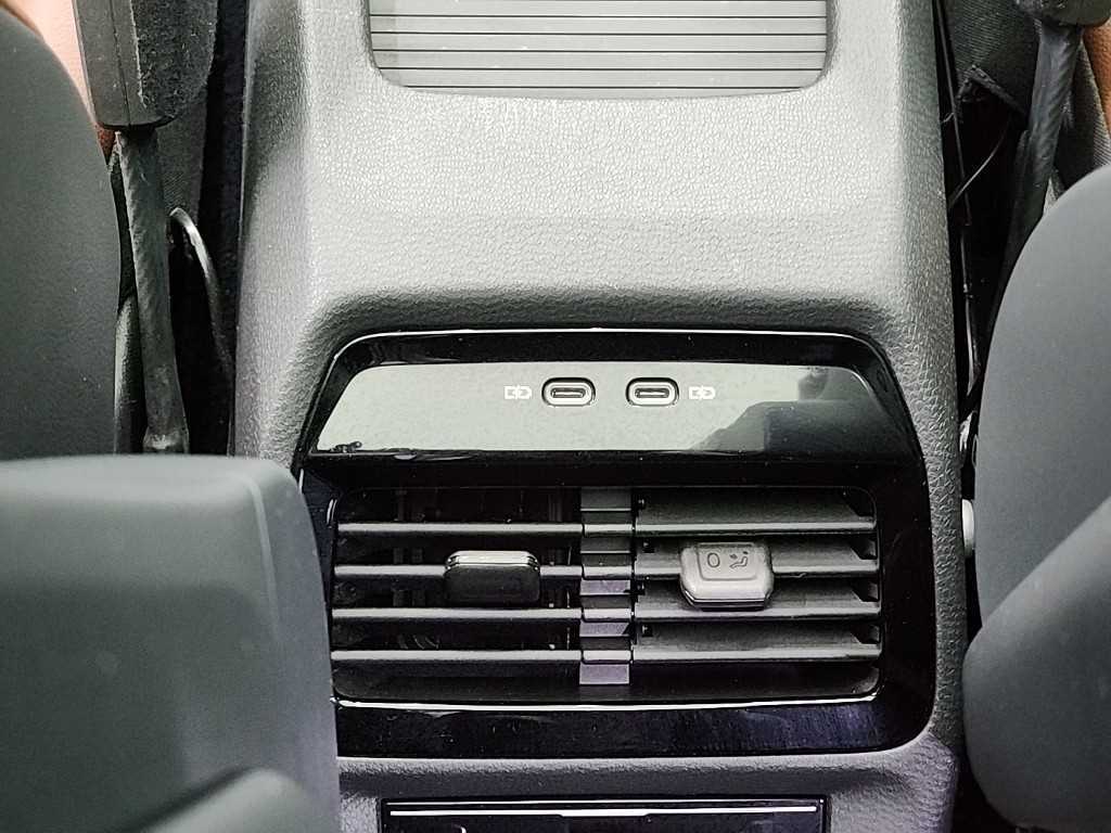 Volkswagen ID.4 2022 Blanco - Importación desde Corea - HF Imports Iquique - Foto 13