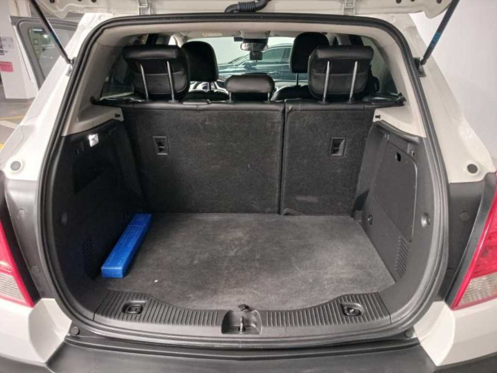 Chevrolet Trax 2016 Blanco - Importación desde Corea - HF Imports Iquique - Foto 18