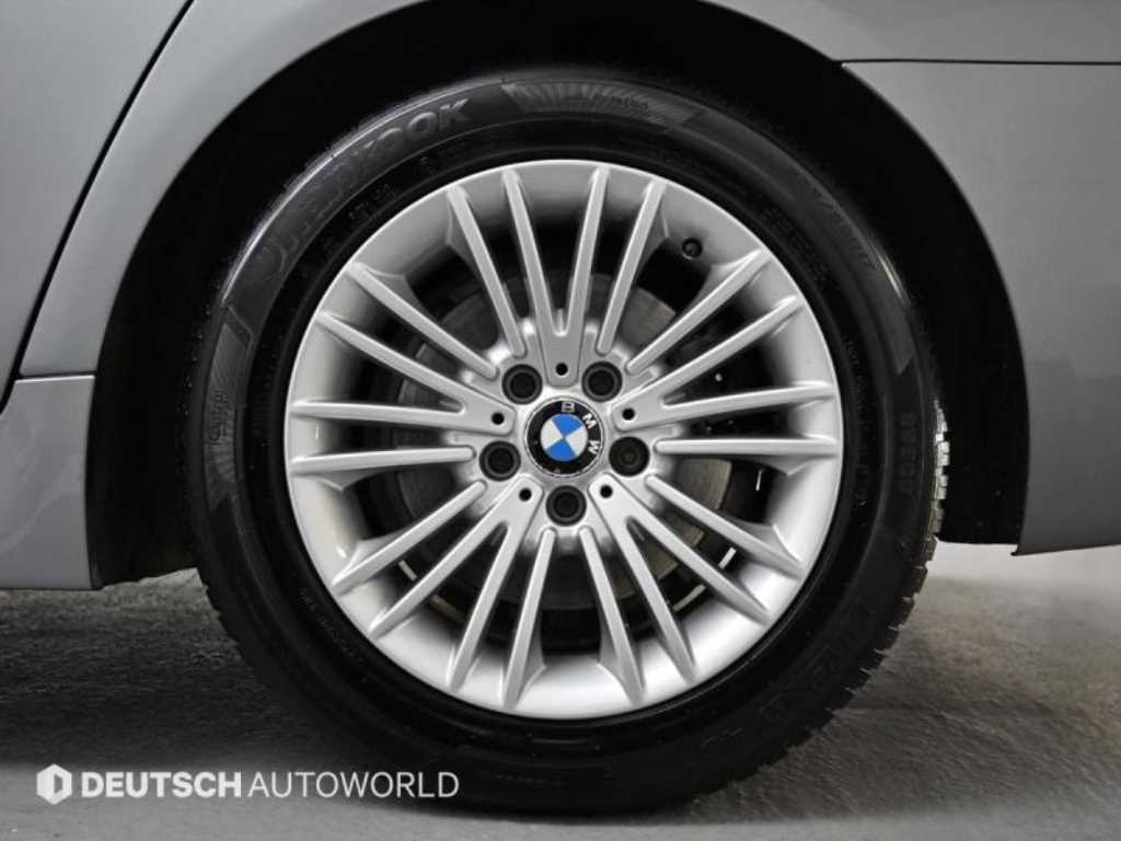 BMW 5 Series - Vista 5