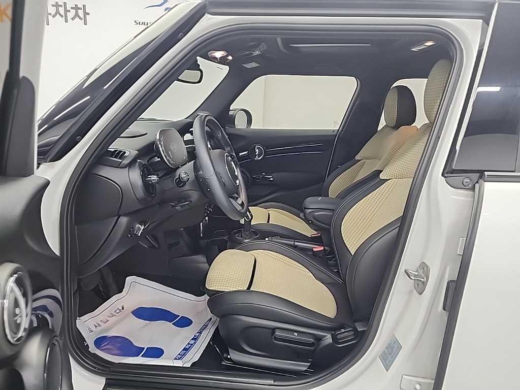 Mini Cooper - Vista 11