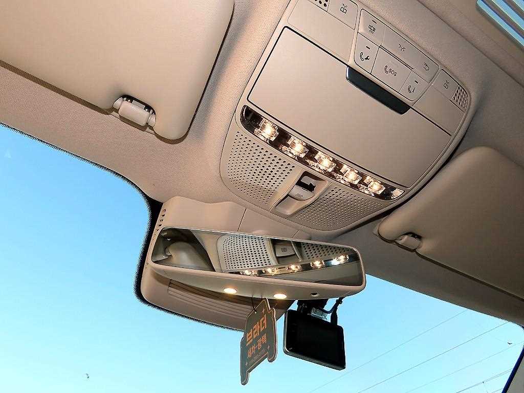 Mercedes Benz E class 2018 Negro - Importación desde Corea - HF Imports Iquique - Foto 15