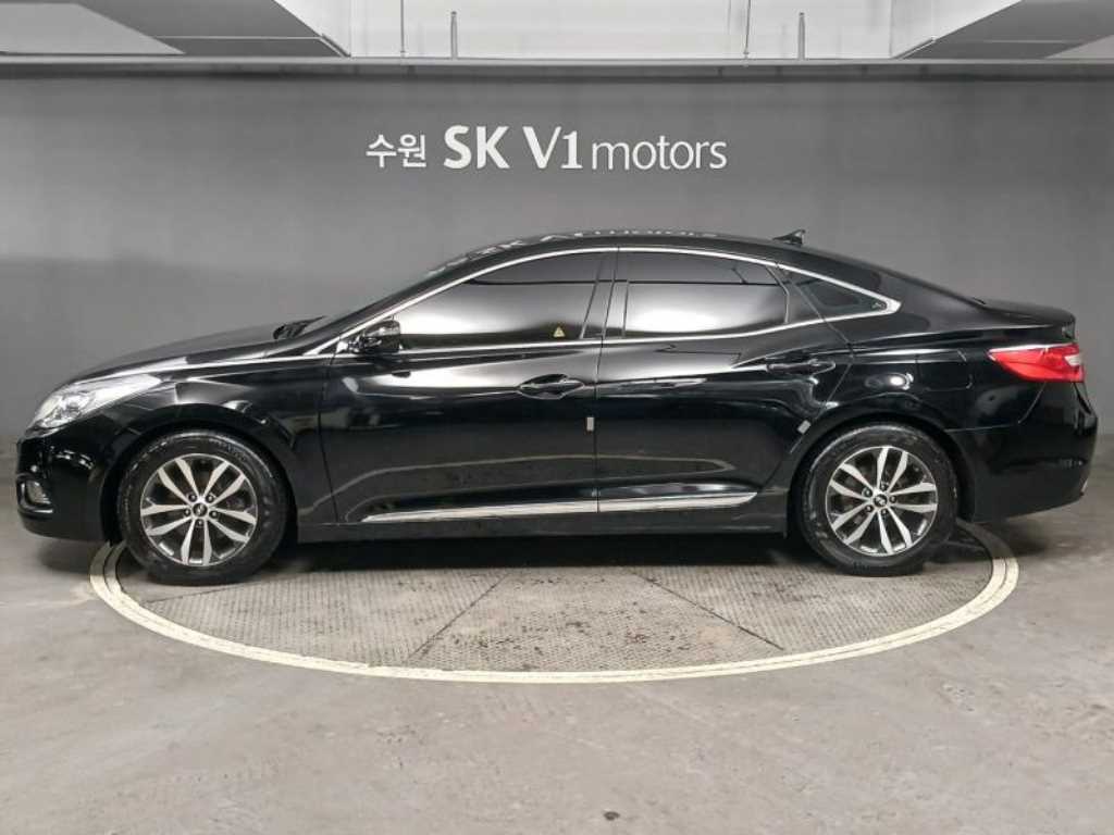 HYUNDAI Grandeur - Vista 5