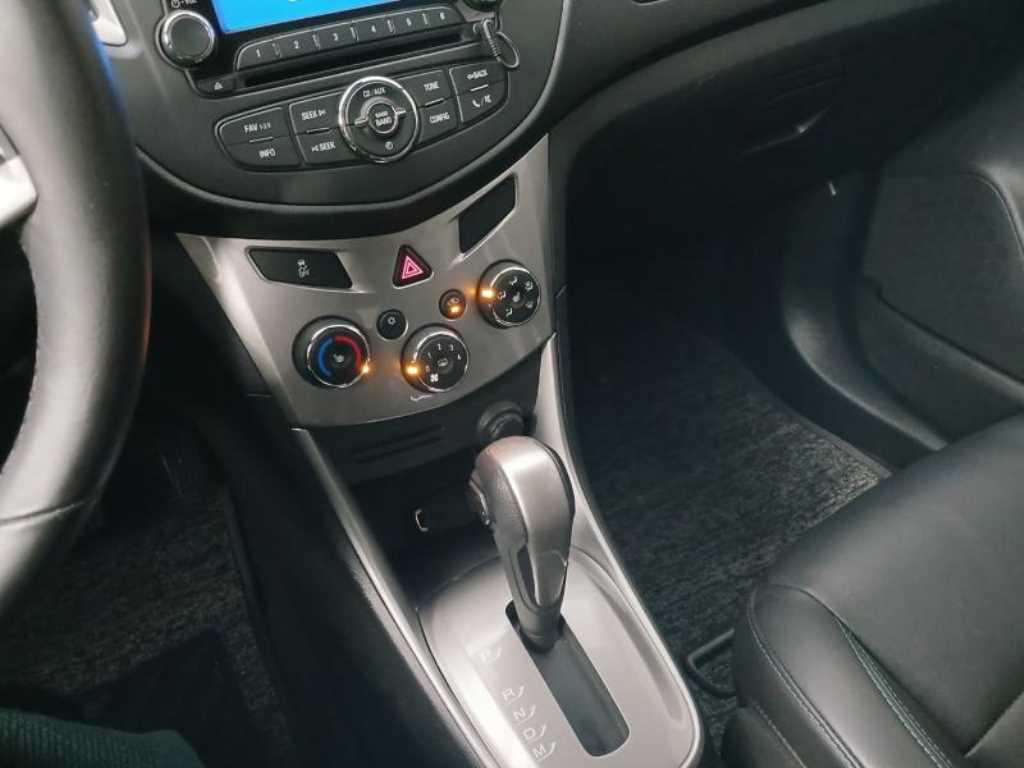 Chevrolet Trax 2016 Blanco - Importación desde Corea - HF Imports Iquique - Foto 15