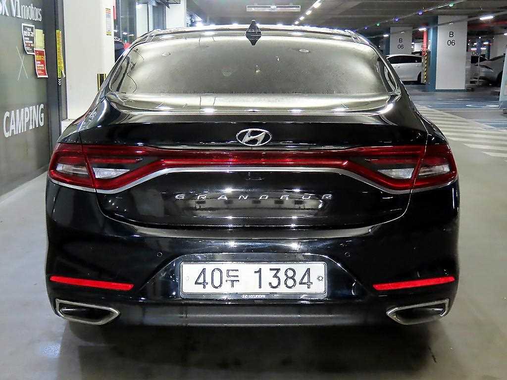 HYUNDAI Grandeur - Vista 5