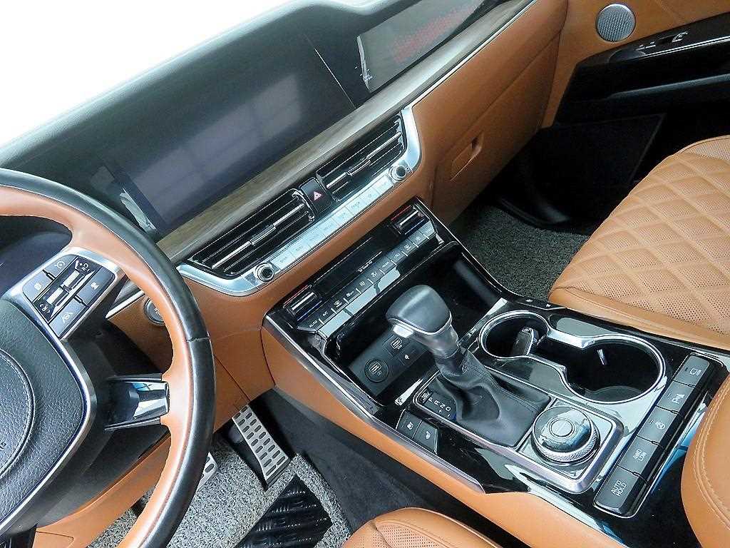 KIA Mohave - Vista 11