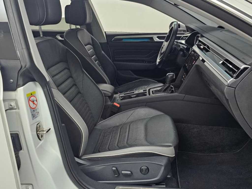 Volkswagen Arteon - Vista 10