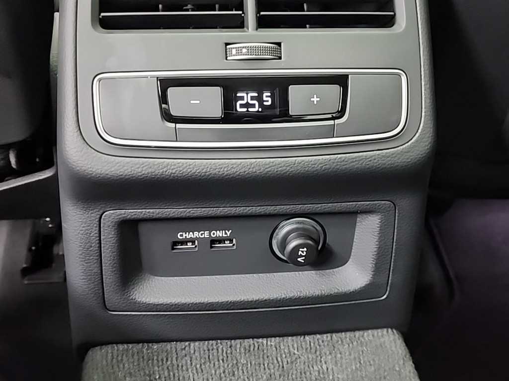 Audi A4 2023 Negro - Importación desde Corea - HF Imports Iquique - Foto 13