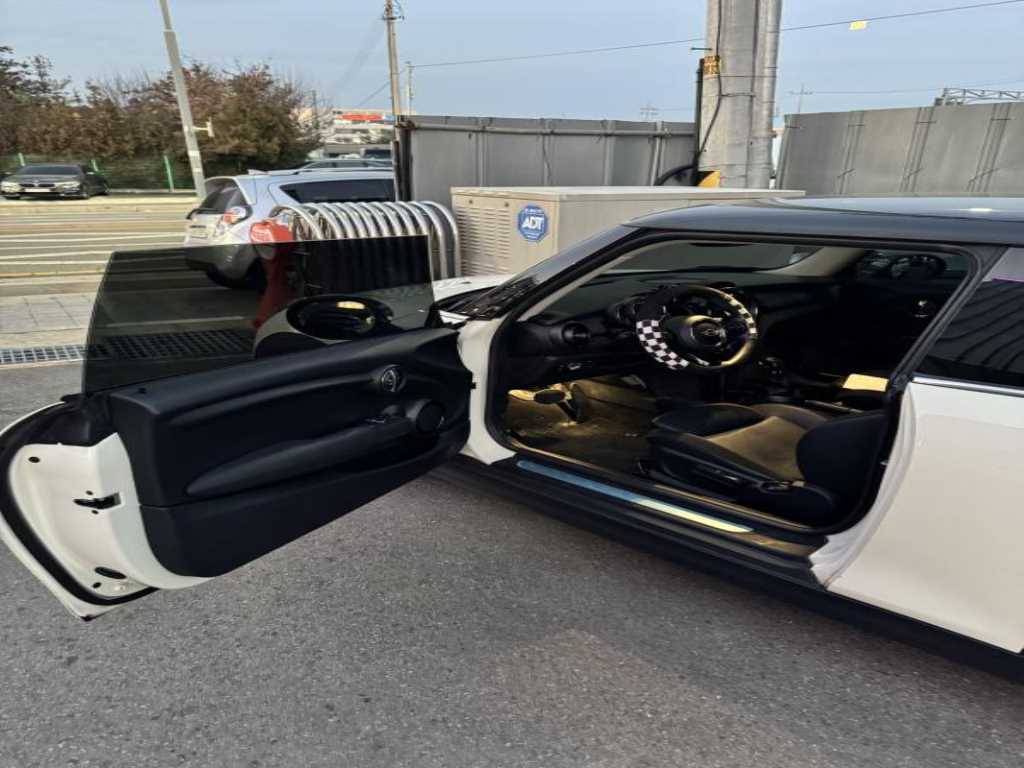 Mini Cooper - Vista 10