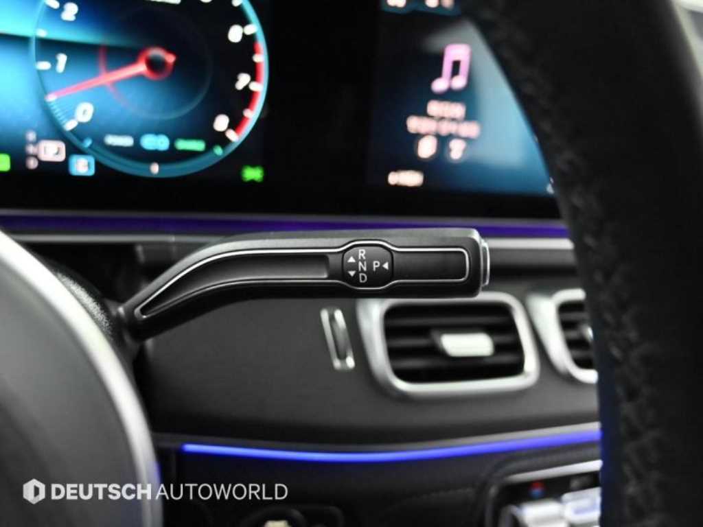 Mercedes Benz GLE Class - Vista 9