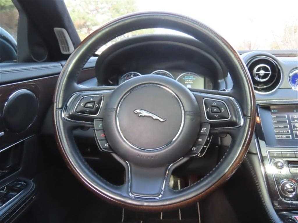 Jaguar XJ 2011 Negro - Importación desde Corea - HF Imports Iquique - Foto 16