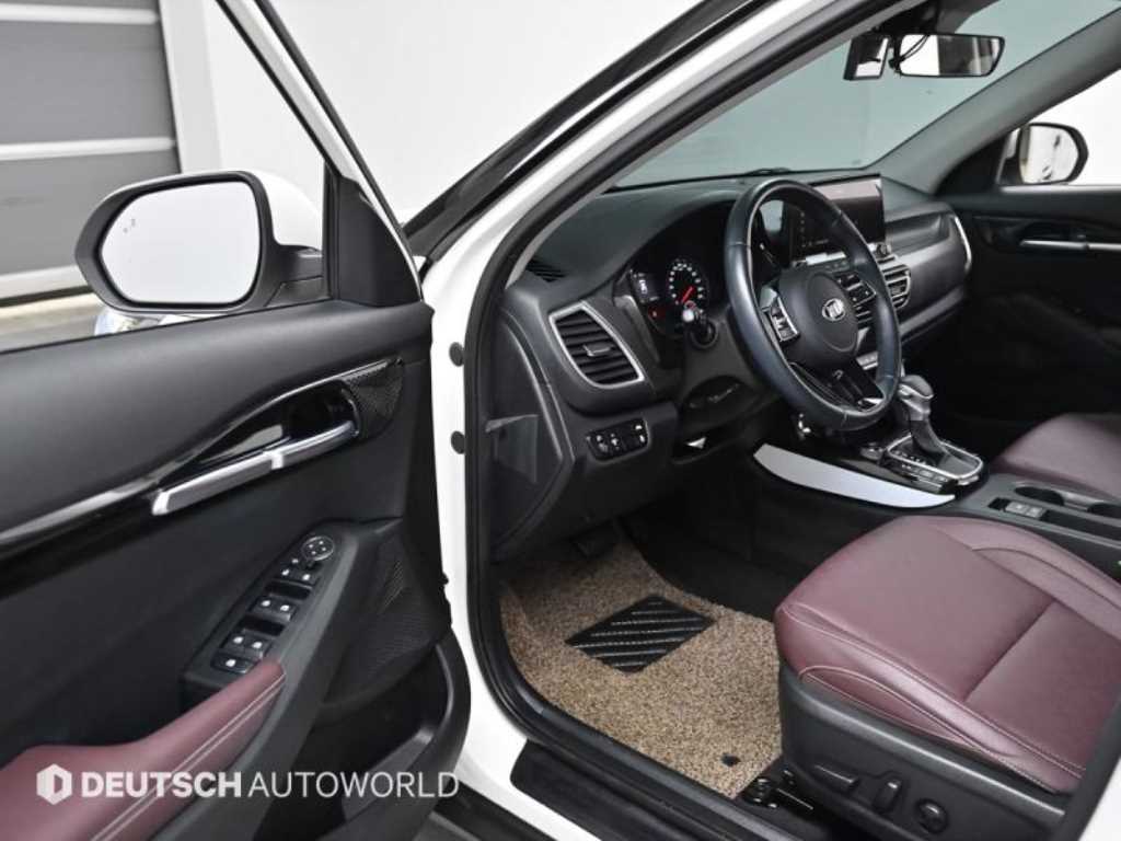 KIA Seltos - Vista 9