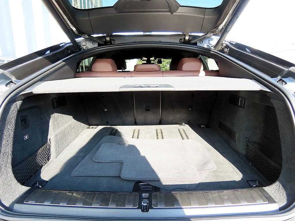 BMW X6 2022 Gris - Importación desde Corea - HF Imports Iquique - Foto 17