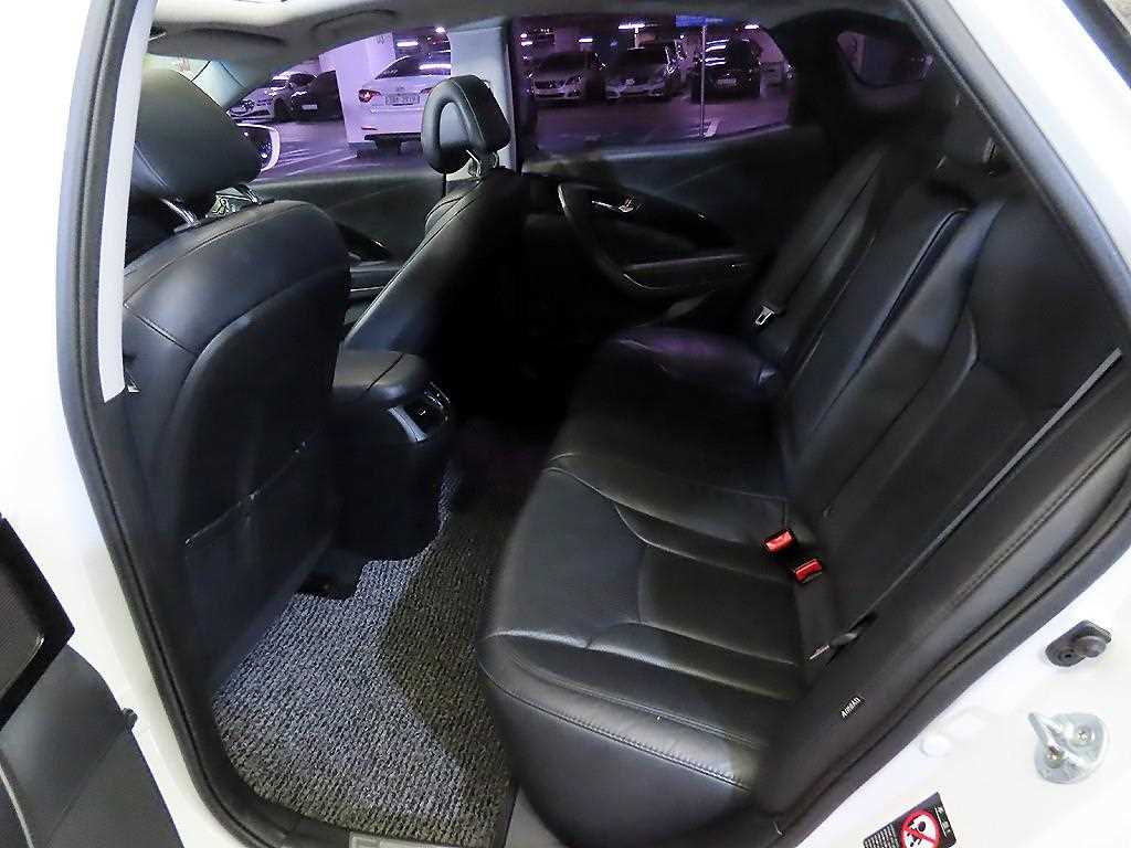 HYUNDAI Grandeur - Vista 7