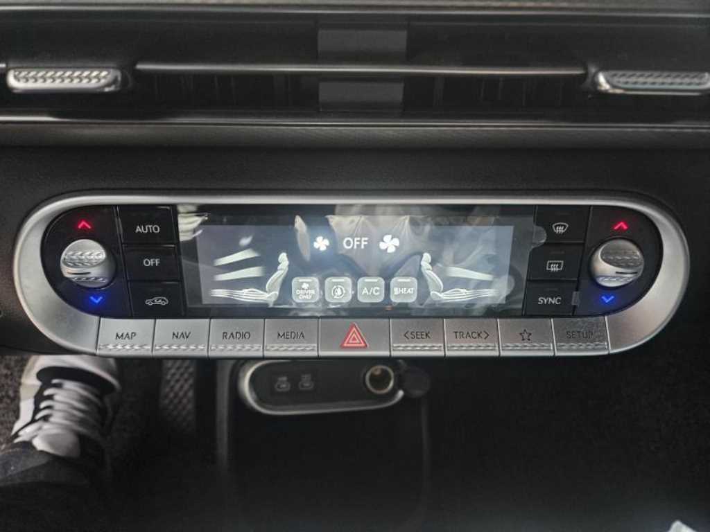 Genesis GV60 - Vista 10