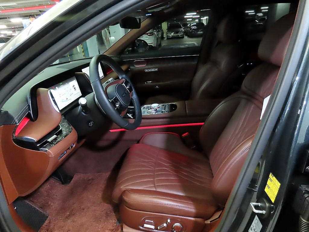 Genesis G90 - Vista 6