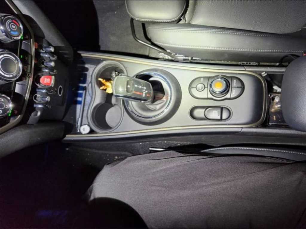 Mini Countryman 2021 Negro - Importación desde Corea - HF Imports Iquique - Foto 19