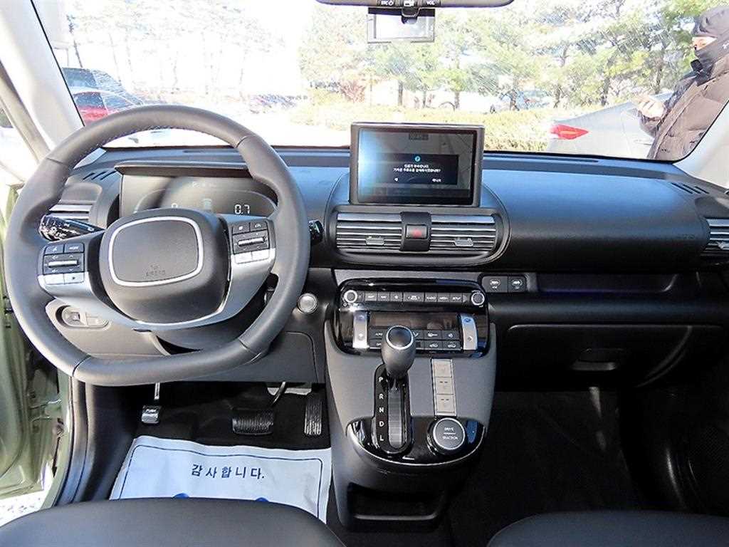 HYUNDAI Casper - Vista 7