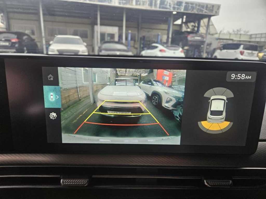 Genesis GV60 - Vista 9