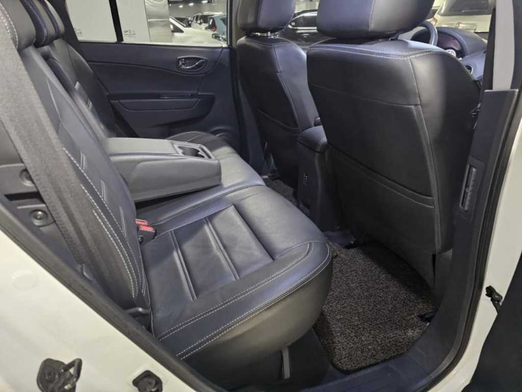 SAMSUNG QM5 - Vista 10