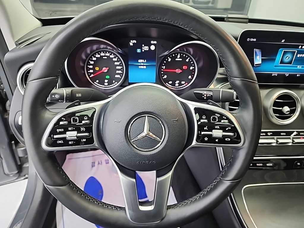 Mercedes Benz C Class - Vista 9