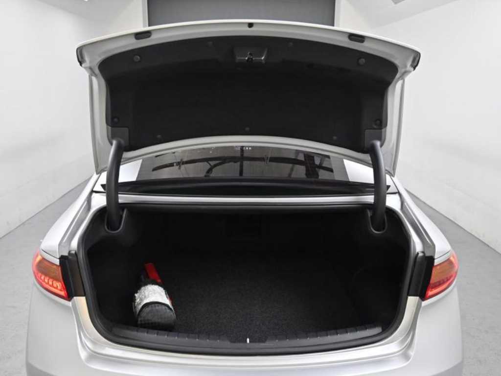 KIA K7 2018 Plateado - Importación desde Corea - HF Imports Iquique - Foto 20