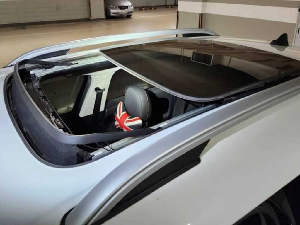 Mini Countryman - Vista 9