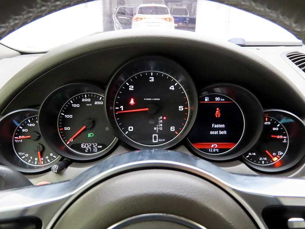 Porsche Cayenne - Vista 6