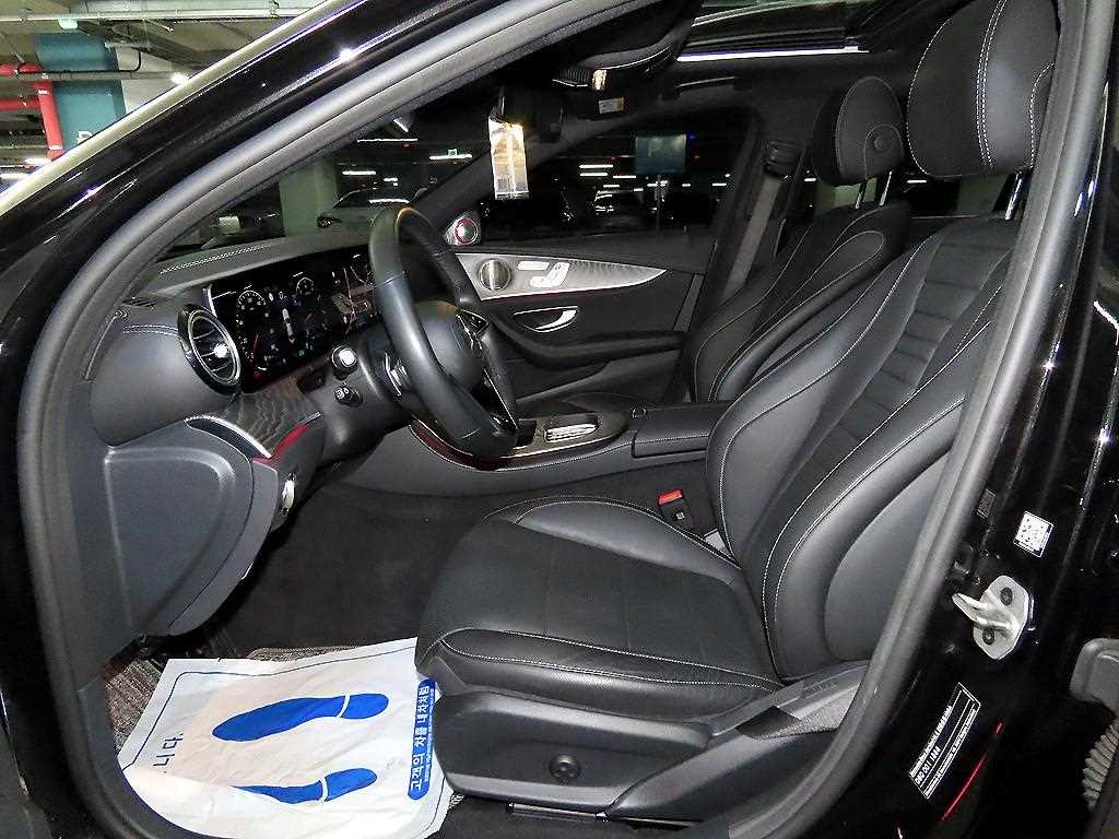 Mercedes Benz E class - Vista 6