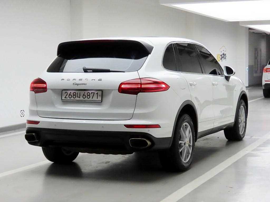 Porsche Cayenne - Vista 4
