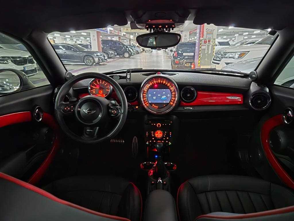 Mini Coupe - Vista 7