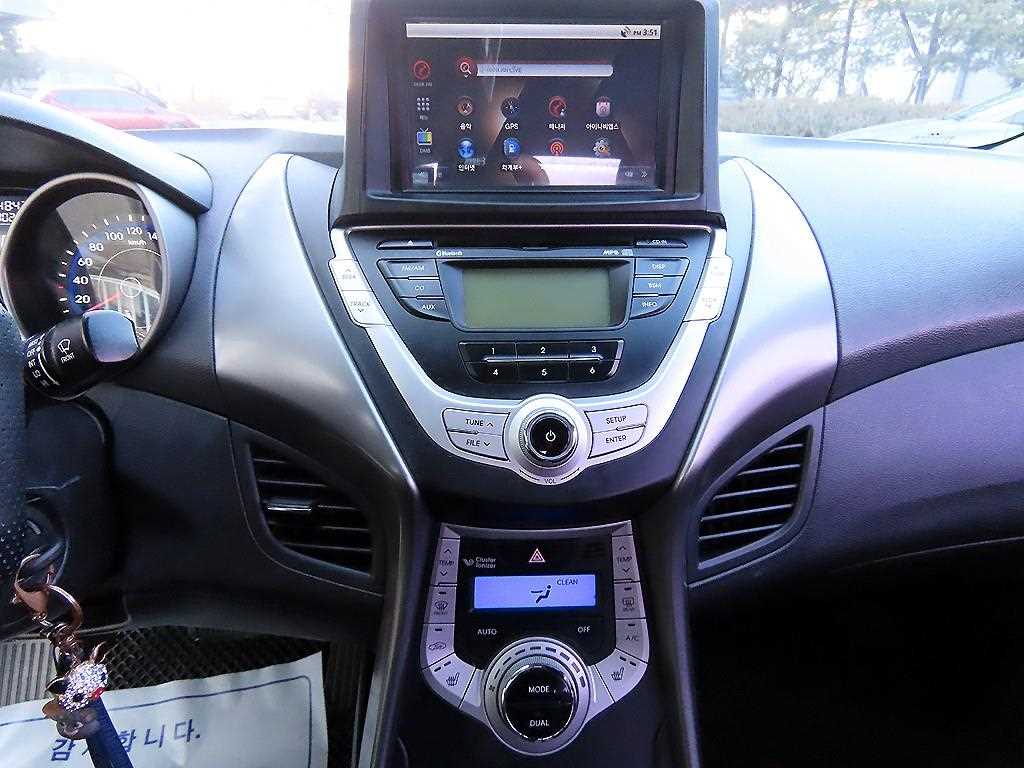 HYUNDAI Avante 2012 Gris - Importación desde Corea - HF Imports Iquique - Foto 15