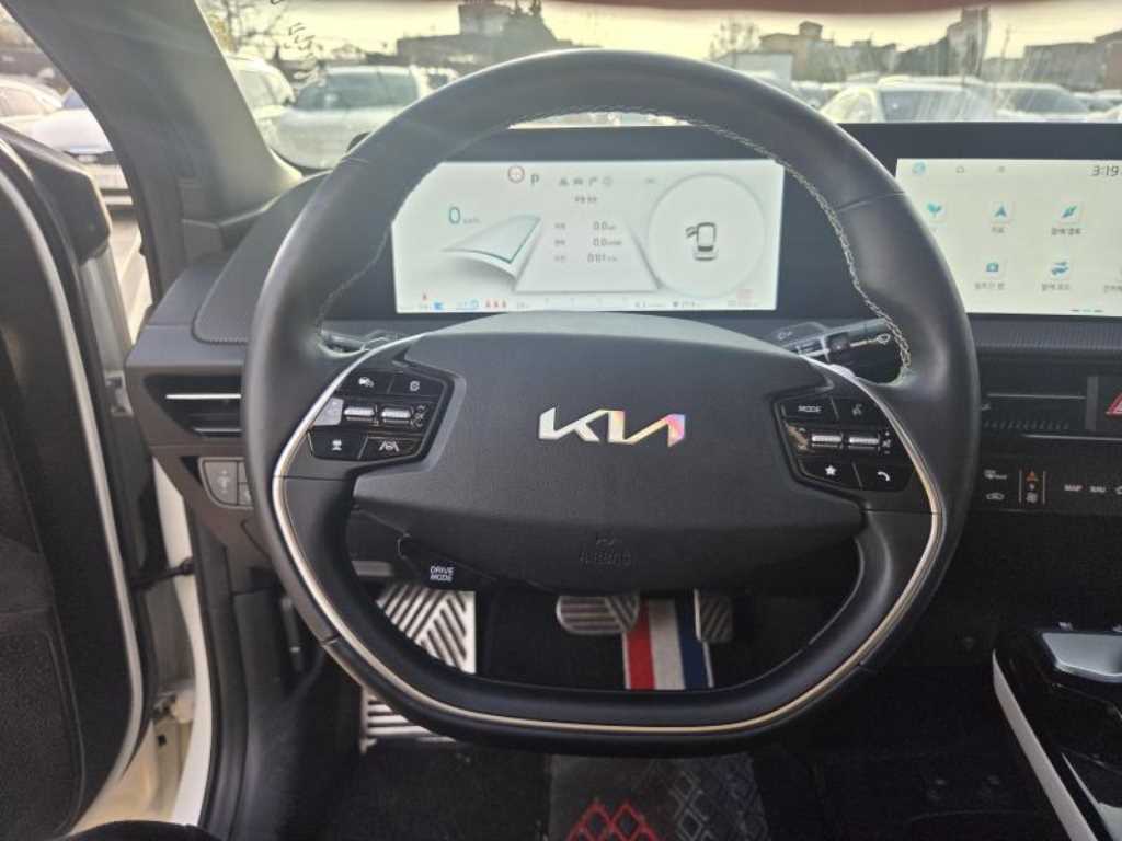 KIA EV6 - Vista 4