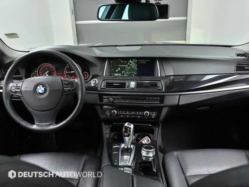 BMW 5 Series - Vista 7