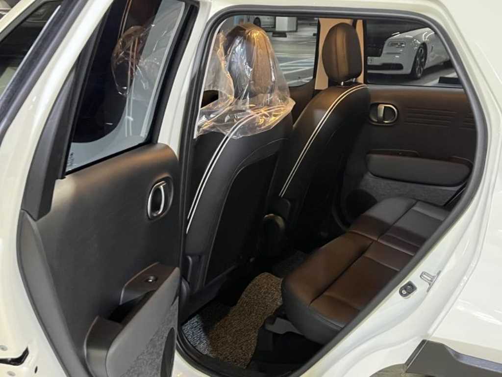 HYUNDAI Casper - Vista 7