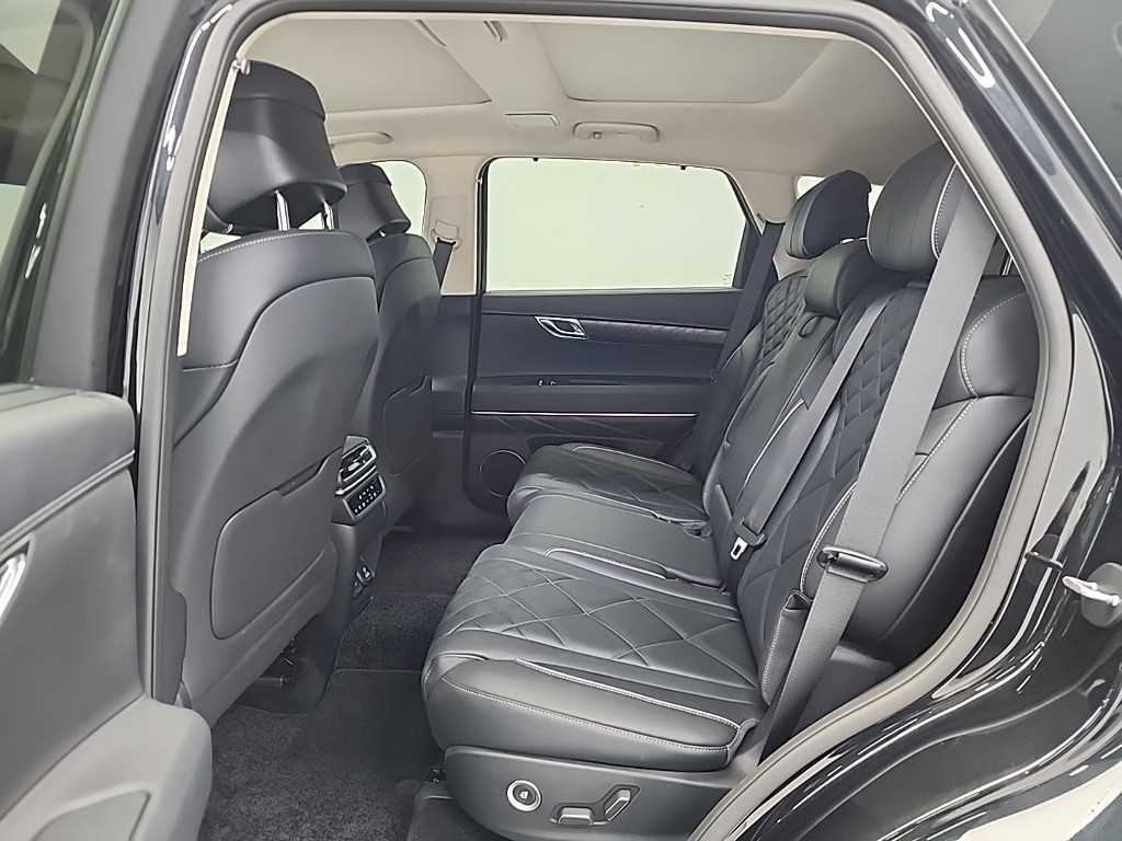 Genesis GV80 - Vista 12