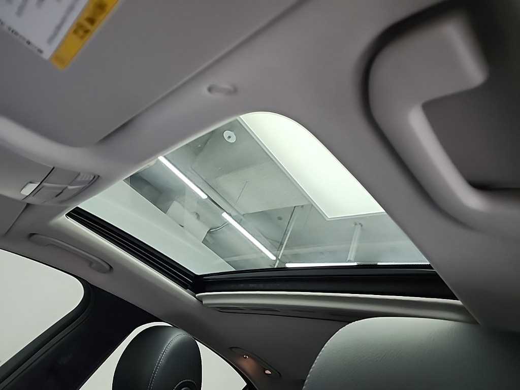 Mercedes Benz C Class 2019 Gris - Importación desde Corea - HF Imports Iquique - Foto 13