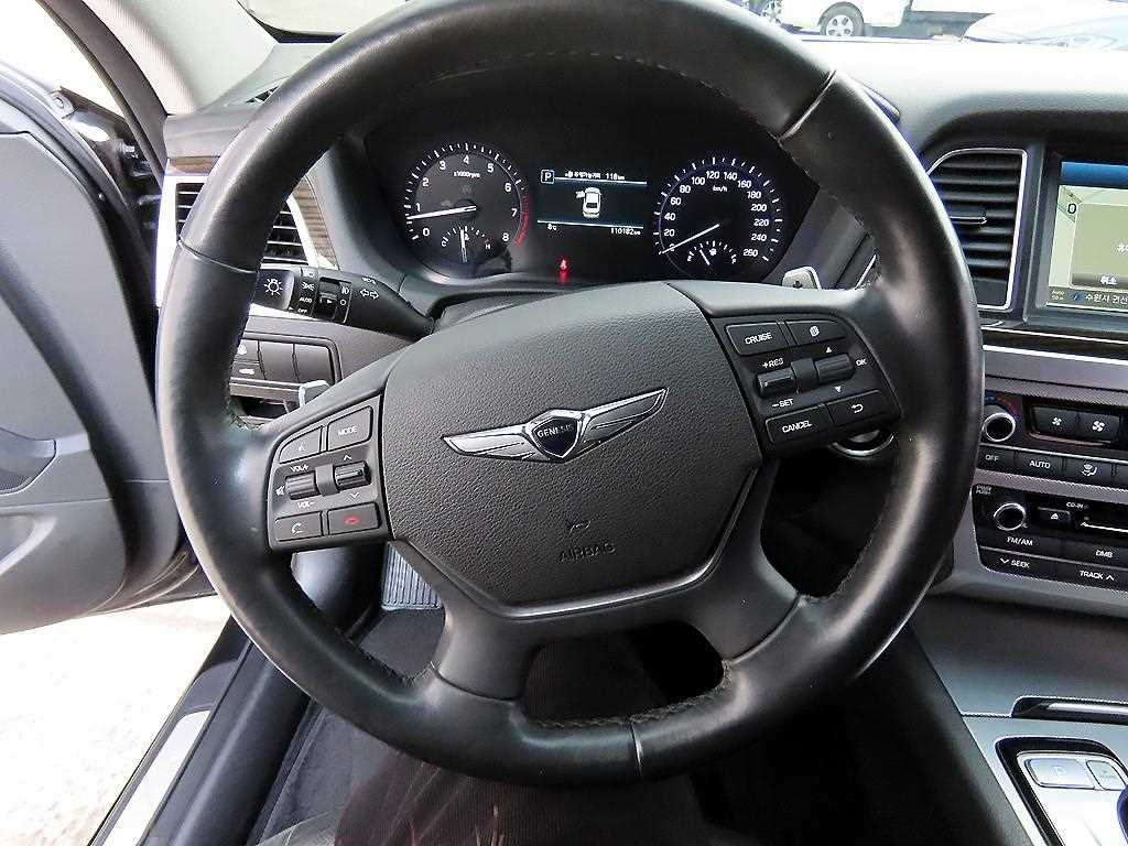 Genesis G80 - Vista 8