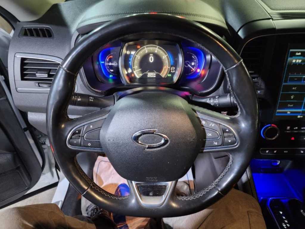 SAMSUNG QM6 - Vista 12